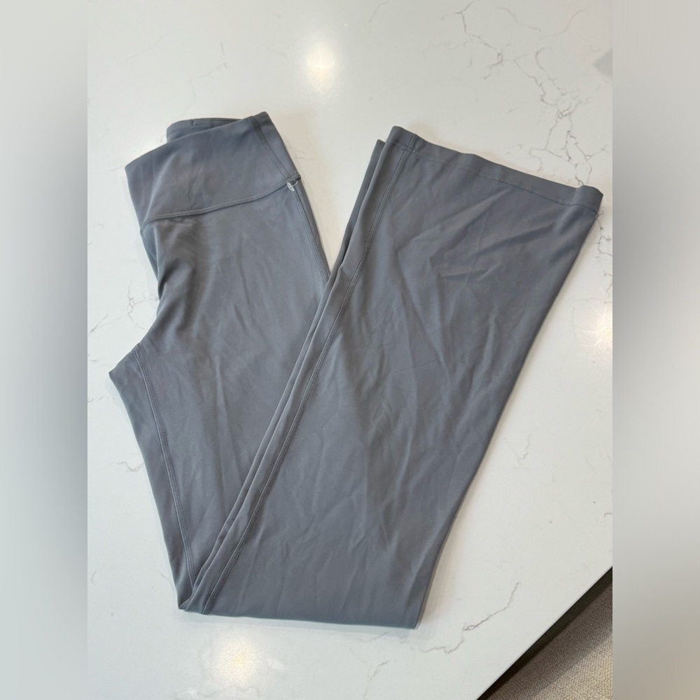 NWOT Lululemon Groove Nulu High-Rise Flared Pant Regular